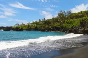 7 Wisata Pantai di Semarang Favorit Dikunjungi