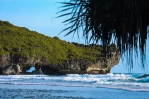 Pantai Slili, Pantai Indah di Gunung Kidul yang Memiliki Sejarah Kelam
