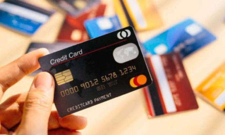 Biaya Tambahan Kartu Kredit yang Tidak Baik untuk Bisnis